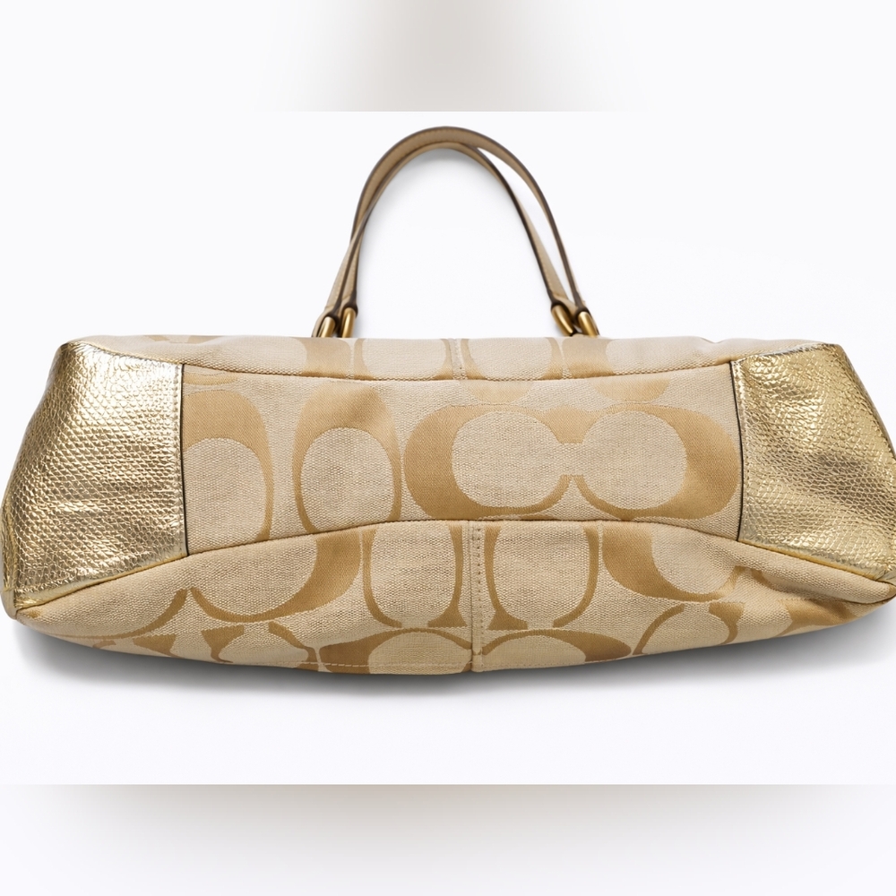 ✨ Coach Chelsea Jayden Signature Carryall | Cream & Gold | Like New ✨ - Picture 4 of 13